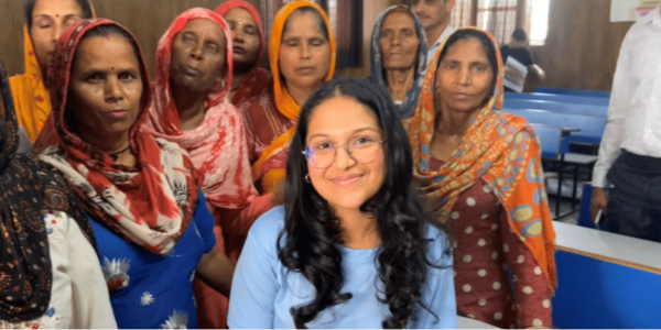 Young-Entrepreneur-Kashvi-Jindal-Brings-Financial-Literacy-to-Underprivileged-Communities