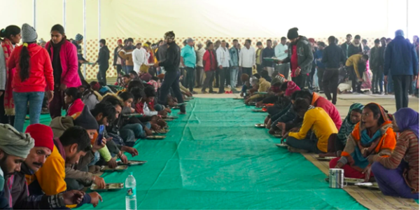 Akshaya-Patra-Foundation-Serves-20,000-Meals-Daily-at-Maha-Kumbh